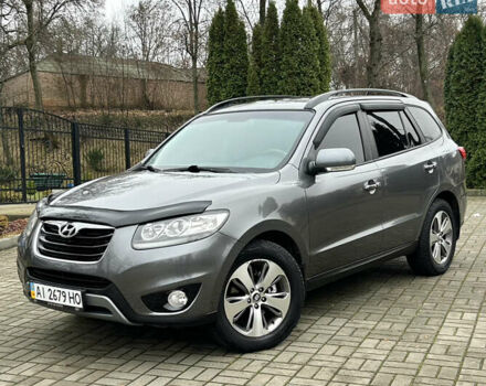 Серый Хендай Санта Фе, объемом двигателя 2.2 л и пробегом 197 тыс. км за 12900 $, фото 2 на Automoto.ua