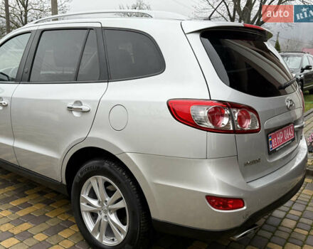 Серый Хендай Санта Фе, объемом двигателя 2.2 л и пробегом 148 тыс. км за 12950 $, фото 13 на Automoto.ua