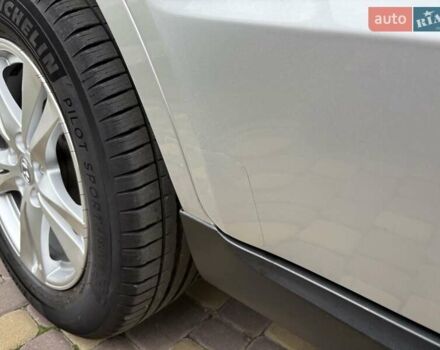 Серый Хендай Санта Фе, объемом двигателя 2.2 л и пробегом 200 тыс. км за 13200 $, фото 11 на Automoto.ua