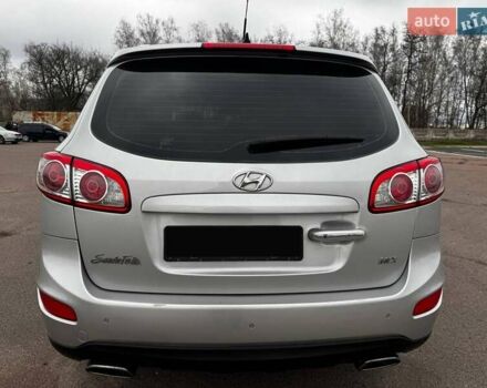 Сірий Хендай Санта Фе, об'ємом двигуна 2.2 л та пробігом 180 тис. км за 11200 $, фото 16 на Automoto.ua
