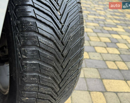 Серый Хендай Санта Фе, объемом двигателя 2.2 л и пробегом 148 тыс. км за 12950 $, фото 20 на Automoto.ua