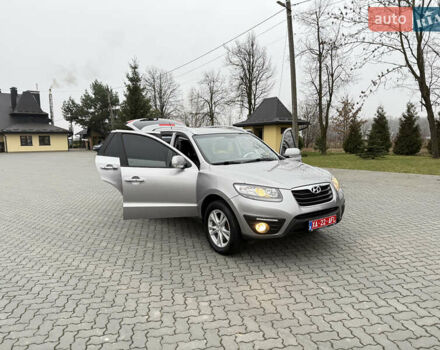 Серый Хендай Санта Фе, объемом двигателя 2 л и пробегом 236 тыс. км за 12600 $, фото 36 на Automoto.ua