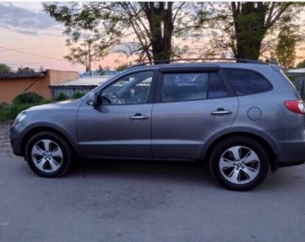 Сірий Хендай Санта Фе, об'ємом двигуна 2.2 л та пробігом 440 тис. км за 11000 $, фото 4 на Automoto.ua