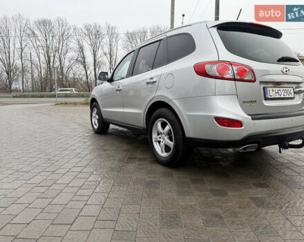 Сірий Хендай Санта Фе, об'ємом двигуна 2.2 л та пробігом 230 тис. км за 12977 $, фото 57 на Automoto.ua