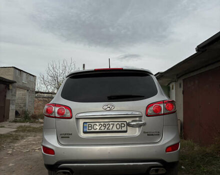 Серый Хендай Санта Фе, объемом двигателя 2.2 л и пробегом 258 тыс. км за 12200 $, фото 2 на Automoto.ua