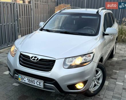 Серый Хендай Санта Фе, объемом двигателя 2.2 л и пробегом 191 тыс. км за 12900 $, фото 3 на Automoto.ua