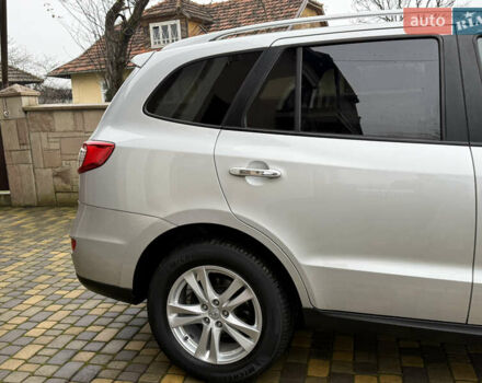 Серый Хендай Санта Фе, объемом двигателя 2.2 л и пробегом 148 тыс. км за 12950 $, фото 8 на Automoto.ua