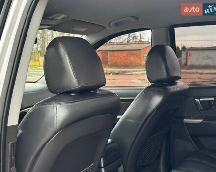 Сірий Хендай Санта Фе, об'ємом двигуна 2.2 л та пробігом 180 тис. км за 11200 $, фото 29 на Automoto.ua