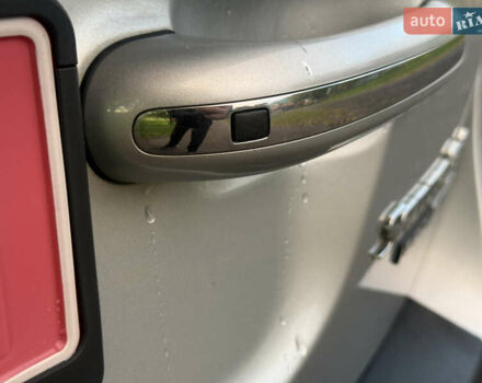 Серый Хендай Санта Фе, объемом двигателя 2.2 л и пробегом 226 тыс. км за 12999 $, фото 21 на Automoto.ua