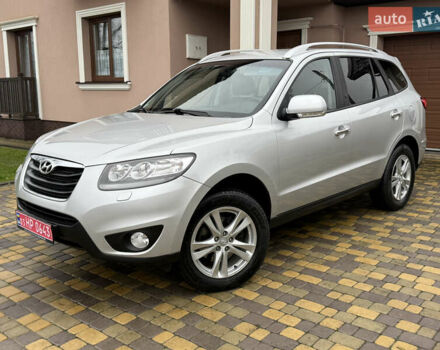 Серый Хендай Санта Фе, объемом двигателя 2.2 л и пробегом 148 тыс. км за 12950 $, фото 1 на Automoto.ua