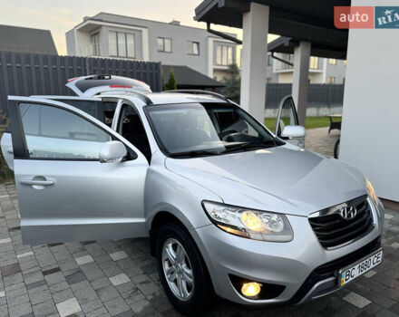 Серый Хендай Санта Фе, объемом двигателя 2.2 л и пробегом 191 тыс. км за 12900 $, фото 39 на Automoto.ua