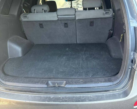 Серый Хендай Санта Фе, объемом двигателя 2.36 л и пробегом 176 тыс. км за 11500 $, фото 3 на Automoto.ua