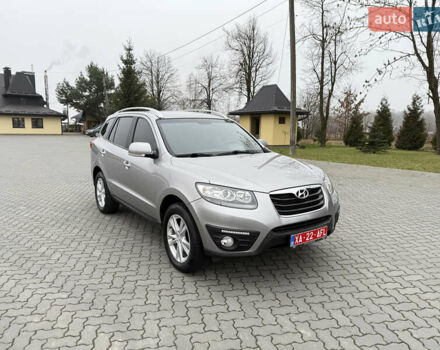 Серый Хендай Санта Фе, объемом двигателя 2 л и пробегом 236 тыс. км за 12600 $, фото 47 на Automoto.ua