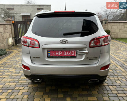 Серый Хендай Санта Фе, объемом двигателя 2.2 л и пробегом 148 тыс. км за 12950 $, фото 14 на Automoto.ua