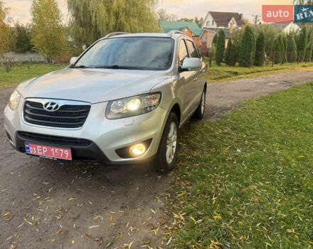 Серый Хендай Санта Фе, объемом двигателя 2.2 л и пробегом 226 тыс. км за 12999 $, фото 1 на Automoto.ua