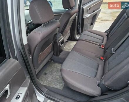 Серый Хендай Санта Фе, объемом двигателя 2.2 л и пробегом 165 тыс. км за 12500 $, фото 41 на Automoto.ua