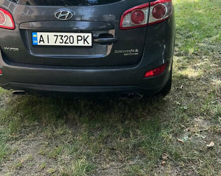 Сірий Хендай Санта Фе, об'ємом двигуна 2.36 л та пробігом 326 тис. км за 11999 $, фото 3 на Automoto.ua