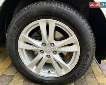 Серый Хендай Санта Фе, объемом двигателя 2.2 л и пробегом 148 тыс. км за 12950 $, фото 48 на Automoto.ua