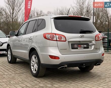 Серый Хендай Санта Фе, объемом двигателя 2.2 л и пробегом 193 тыс. км за 14255 $, фото 18 на Automoto.ua