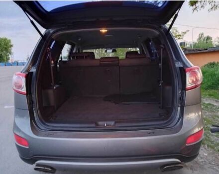 Сірий Хендай Санта Фе, об'ємом двигуна 2.2 л та пробігом 440 тис. км за 11000 $, фото 7 на Automoto.ua