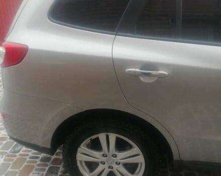 Хендай Санта Фе 2011 в Нетешине на Automoto.ua Серый Хендай Санта Фе, объемом двигателя 2.2 л и пробегом 309 тыс. км за 12800 $, фото 5 на Automoto.ua