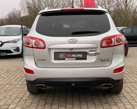 Серый Хендай Санта Фе, объемом двигателя 2.2 л и пробегом 193 тыс. км за 14255 $, фото 5 на Automoto.ua