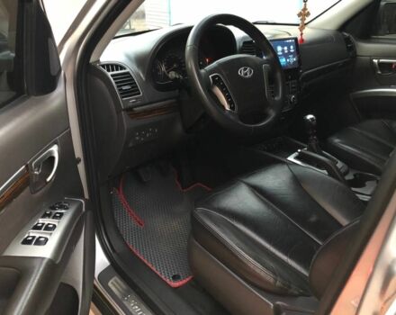 Хендай Санта Фе 2011 у Ахтырке на Automoto.ua Сірий Хендай Санта Фе, об'ємом двигуна 2.2 л та пробігом 243 тис. км за 11350 $, фото 13 на Automoto.ua