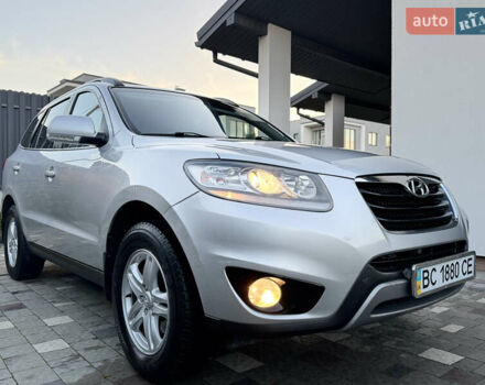 Серый Хендай Санта Фе, объемом двигателя 2.2 л и пробегом 191 тыс. км за 12900 $, фото 17 на Automoto.ua