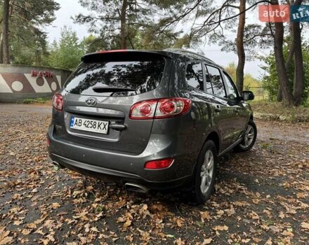 Хендай Санта Фе 2011 в Виннице на Automoto.ua Серый Хендай Санта Фе, объемом двигателя 2.2 л и пробегом 222 тыс. км за 12800 $, фото 5 на Automoto.ua