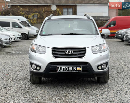 Серый Хендай Санта Фе, объемом двигателя 2.2 л и пробегом 200 тыс. км за 11000 $, фото 2 на Automoto.ua