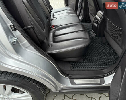 Серый Хендай Санта Фе, объемом двигателя 2 л и пробегом 236 тыс. км за 12600 $, фото 23 на Automoto.ua