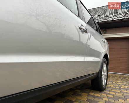 Серый Хендай Санта Фе, объемом двигателя 2.2 л и пробегом 148 тыс. км за 12950 $, фото 68 на Automoto.ua