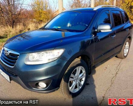 Сірий Хендай Санта Фе, об'ємом двигуна 2.4 л та пробігом 208 тис. км за 12500 $, фото 1 на Automoto.ua