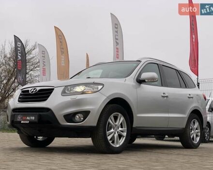 Серый Хендай Санта Фе, объемом двигателя 2.2 л и пробегом 193 тыс. км за 14255 $, фото 2 на Automoto.ua