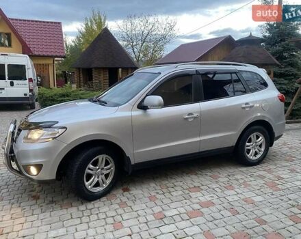 Сірий Хендай Санта Фе, об'ємом двигуна 2.2 л та пробігом 325 тис. км за 13800 $, фото 6 на Automoto.ua