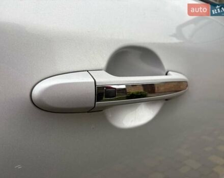 Серый Хендай Санта Фе, объемом двигателя 2.2 л и пробегом 200 тыс. км за 13200 $, фото 10 на Automoto.ua