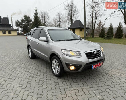 Серый Хендай Санта Фе, объемом двигателя 2 л и пробегом 236 тыс. км за 12600 $, фото 44 на Automoto.ua
