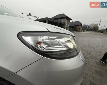 Сірий Хендай Санта Фе, об'ємом двигуна 2.2 л та пробігом 230 тис. км за 12977 $, фото 41 на Automoto.ua