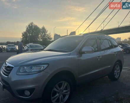 Серый Хендай Санта Фе, объемом двигателя 2.36 л и пробегом 51 тыс. км за 10800 $, фото 14 на Automoto.ua