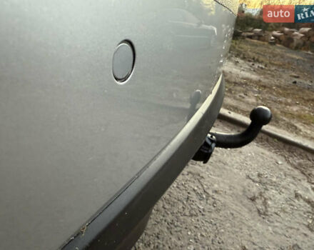 Серый Хендай Санта Фе, объемом двигателя 2.2 л и пробегом 226 тыс. км за 12999 $, фото 74 на Automoto.ua