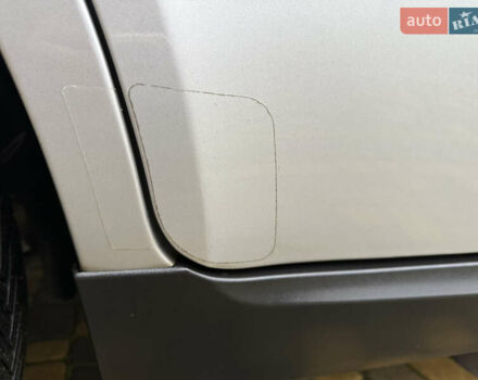 Серый Хендай Санта Фе, объемом двигателя 2.2 л и пробегом 148 тыс. км за 12950 $, фото 78 на Automoto.ua