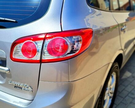 Серый Хендай Санта Фе, объемом двигателя 2.2 л и пробегом 114 тыс. км за 12100 $, фото 8 на Automoto.ua