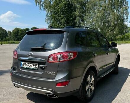 Хендай Санта Фе 2012 в Житомире на Automoto.ua Серый Хендай Санта Фе, объемом двигателя 2.2 л и пробегом 263 тыс. км за 14321 $, фото 3 на Automoto.ua