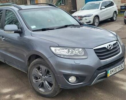 Сірий Хендай Санта Фе, об'ємом двигуна 2.2 л та пробігом 232 тис. км за 13500 $, фото 1 на Automoto.ua