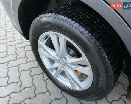 Серый Хендай Санта Фе, объемом двигателя 2 л и пробегом 227 тыс. км за 12900 $, фото 38 на Automoto.ua