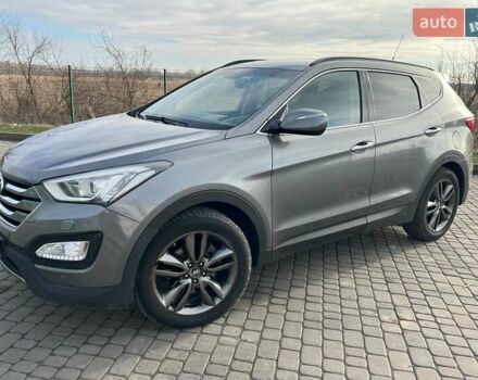 Сірий Хендай Санта Фе, об'ємом двигуна 2.2 л та пробігом 282 тис. км за 15900 $, фото 3 на Automoto.ua