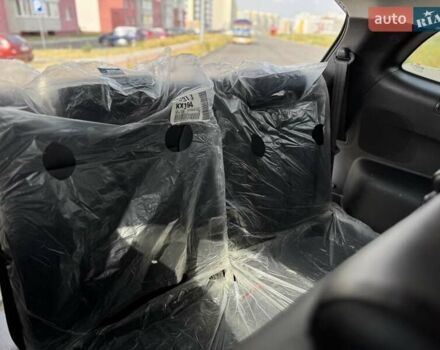 Серый Хендай Санта Фе, объемом двигателя 2.2 л и пробегом 68 тыс. км за 15700 $, фото 18 на Automoto.ua