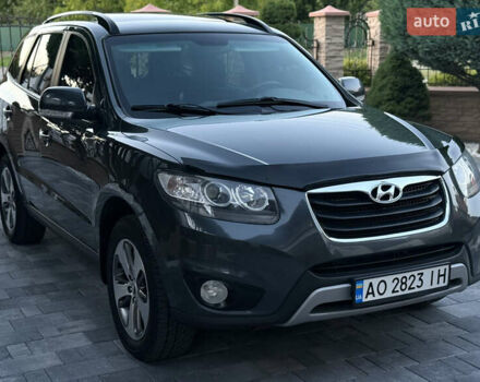 Сірий Хендай Санта Фе, об'ємом двигуна 2.2 л та пробігом 233 тис. км за 13500 $, фото 2 на Automoto.ua