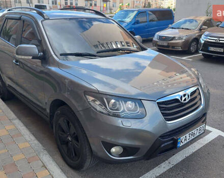 Хендай Санта Фе 2012 в Киеве на Automoto.ua Серый Хендай Санта Фе, объемом двигателя 2.2 л и пробегом 211 тыс. км за 14200 $, фото 4 на Automoto.ua