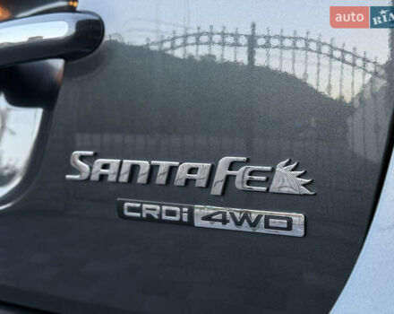 Сірий Хендай Санта Фе, об'ємом двигуна 2.2 л та пробігом 233 тис. км за 13500 $, фото 7 на Automoto.ua
